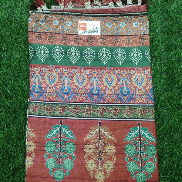 Traditional Indian Linen Saree