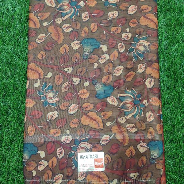 Women Fancy Cotton Saree with Contemporary Pattern & Style