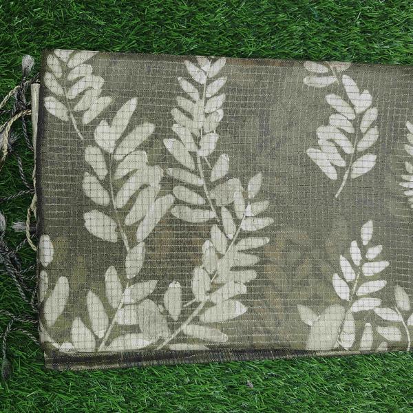 Women Green Shade Cotton Fancy Saree with Modern Pattern & Chic Style