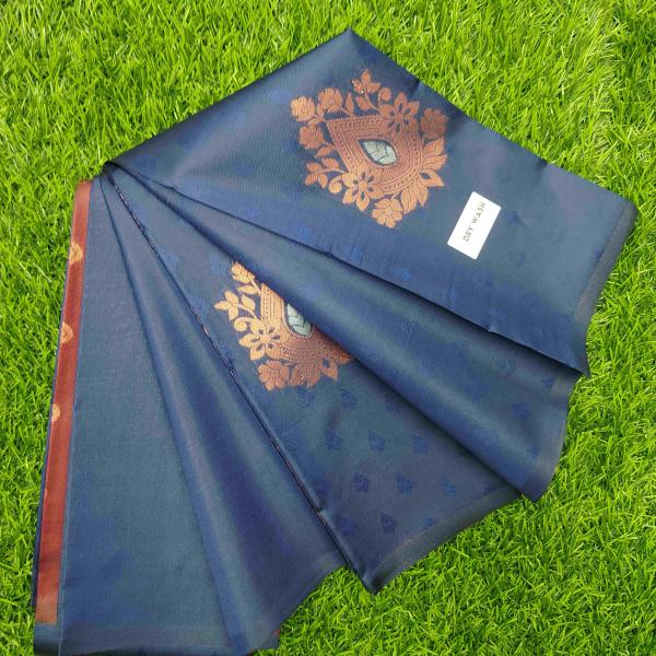 Women Soft Silk Saree with Traditional Woven Border