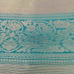 Women Soft Silk Saree with Distinctive Border Craft