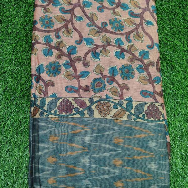 Women Soft Silk Saree with Artistic Pallu Design