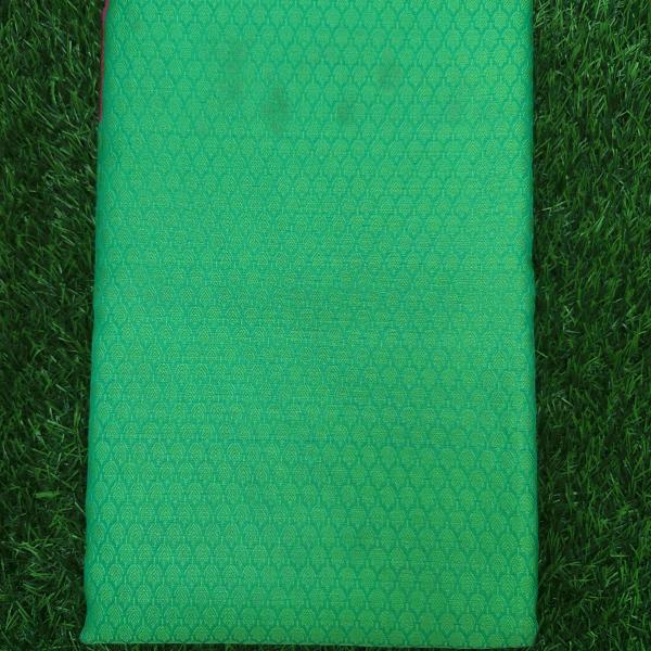 Women Cotton Saree for Casual Comfort with Lightweight Fabric & Simple Design