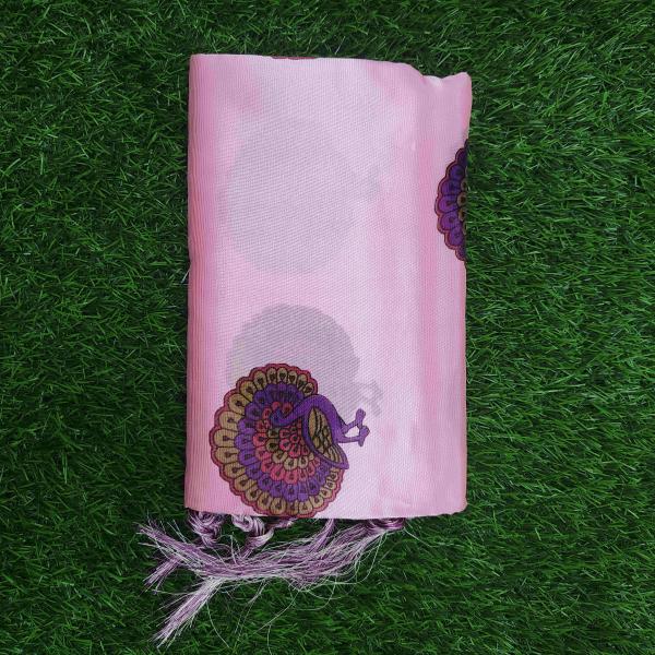 Women Silk Cotton Saree for Festive Styling with Rich Texture & Elegant Appeal