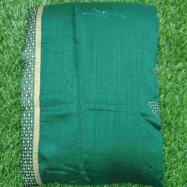 Women Silk Cotton Saree with Smooth Festive Appeal
